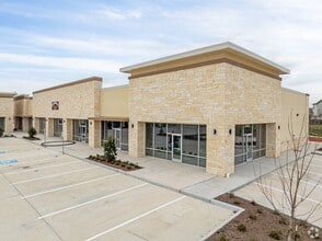 Heatherwide & Wells Branch Pkwy, Pflugerville, TX à louer Photo de l’immeuble– Image 2 sur 4