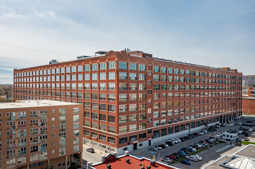 1751 Rue Richardson, Montréal, QC à louer - Photo de l’immeuble – Image 2 sur 8