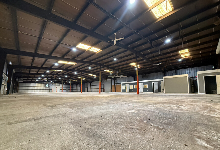 121 Metrock Cir, Helena, AL à louer - Photo de l’immeuble – Image 3 sur 7