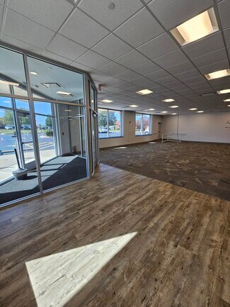Plus de détails pour 1130 E Walnut St, Carbondale, IL - Bureau à louer