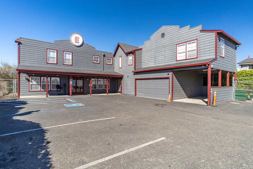 8022 Moss Landing Rd, Moss Landing, CA à vendre - Photo de l’immeuble – Image 1 sur 11
