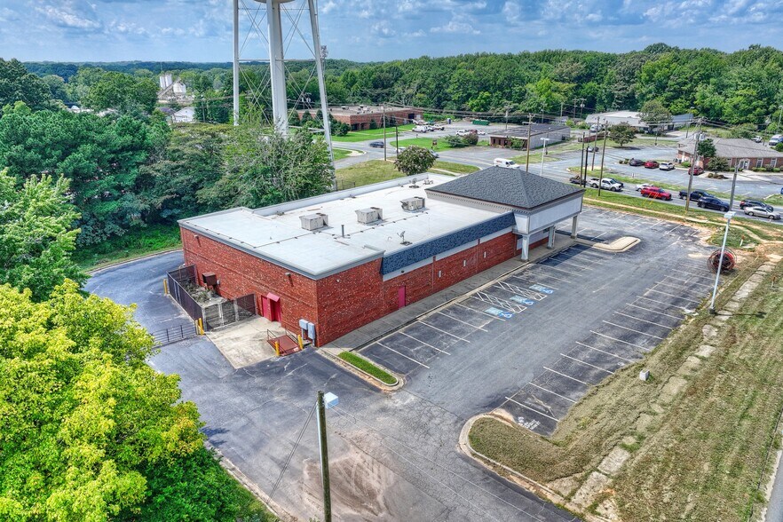 4300 Old Monroe Rd, Indian Trail, NC à louer - Photo de l’immeuble – Image 2 sur 11