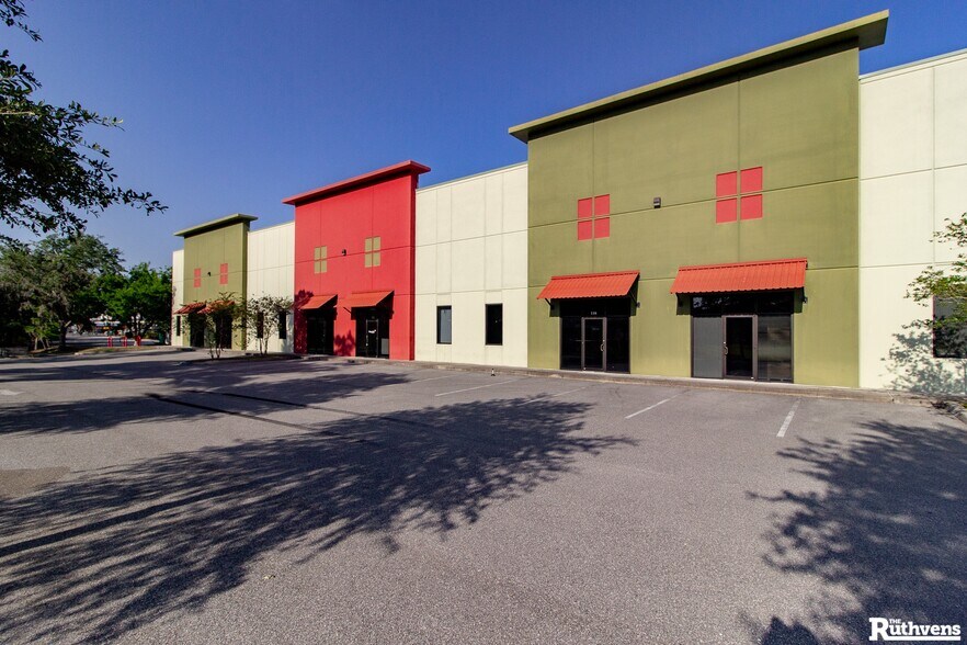 4190 Waring Rd, Lakeland, FL à louer - Photo de l’immeuble – Image 3 sur 8