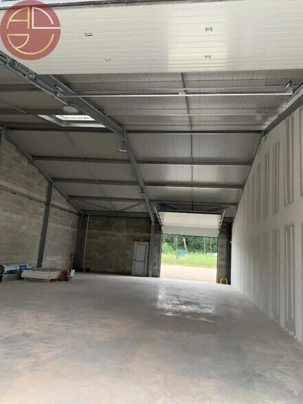 Industriel/Logistique dans Rouffiac-Tolosan à louer - Photo intérieure – Image 3 sur 9
