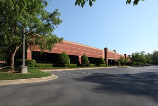 Plus de détails pour 5390 Triangle Pky, Peachtree Corners, GA - Bureau, Local d'activités à louer