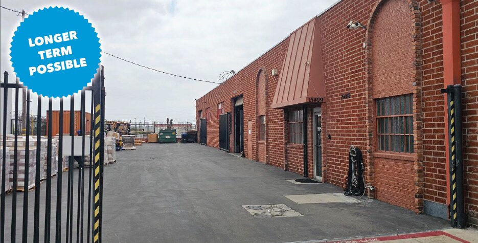 15409 S Broadway, Gardena, CA à louer - Photo de l’immeuble – Image 2 sur 15