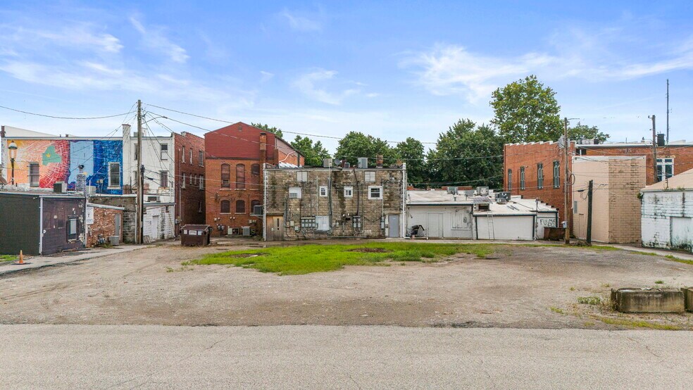 43 S Railroad St, Scottsburg, IN à vendre - Photo de l’immeuble – Image 3 sur 11