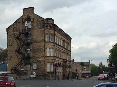 21 St Johns Rd, Huddersfield à louer Photo principale– Image 1 sur 2