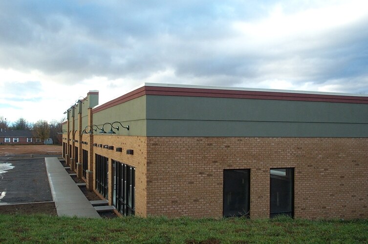 40 Compass Pt, Martinsburg, WV à vendre - Photo de l’immeuble – Image 2 sur 9