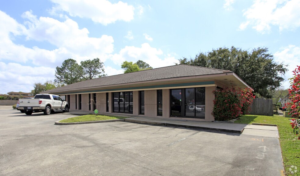 17450 El Camino Real, Houston, TX à louer - Photo principale – Image 1 sur 11