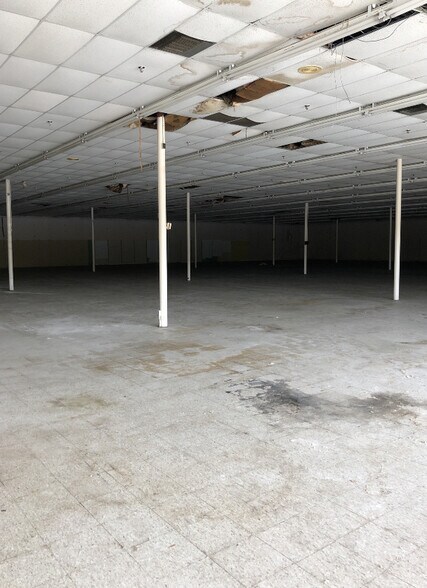 5028 S 1st St, Milan, TN à louer - Photo intérieure – Image 3 sur 7