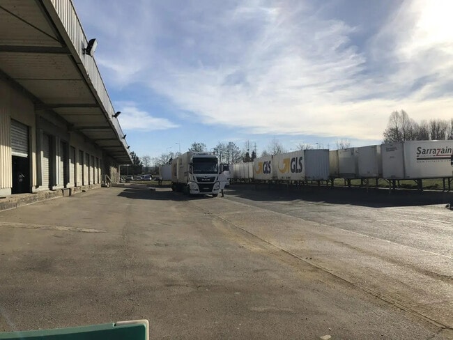 Plus de détails pour 2 Rue Georges Claude, Ennery - Industriel/Logistique à vendre