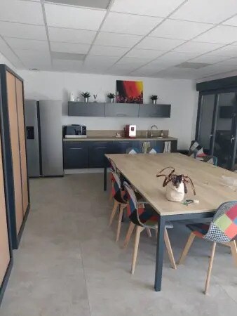 Industriel/Logistique dans Perpignan à vendre - Photo de l’immeuble – Image 3 sur 4