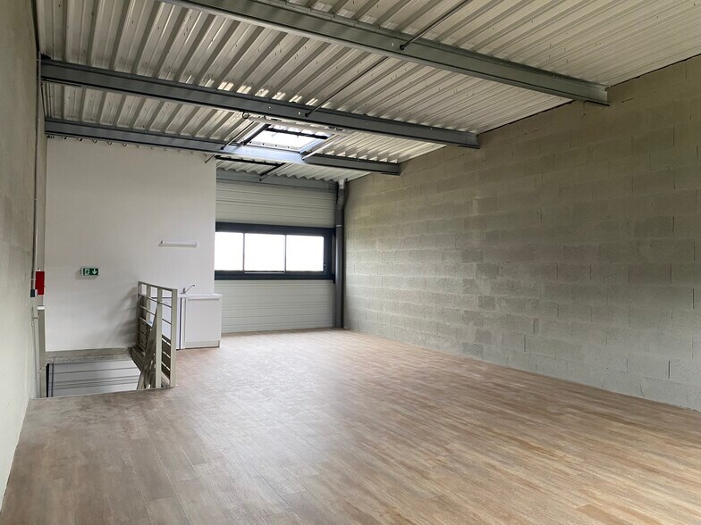5 Allée Jacques Delors, Gradignan à louer - Photo de l’immeuble – Image 3 sur 3