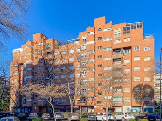 Plus de détails pour Calle De Castrillo De Aza, 24, Madrid - Logement à vendre