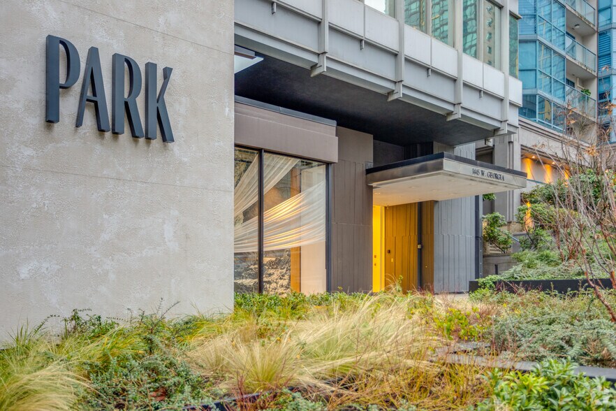 1445 W Georgia St, Vancouver, BC à louer - Photo de l’immeuble – Image 2 sur 5