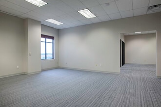 5000 Legacy Dr, Plano, TX à louer Photo intérieure– Image 1 sur 6