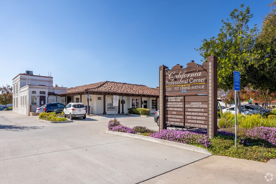 1529 Grand Ave, San Marcos, CA à louer - Photo de l’immeuble – Image 2 sur 9