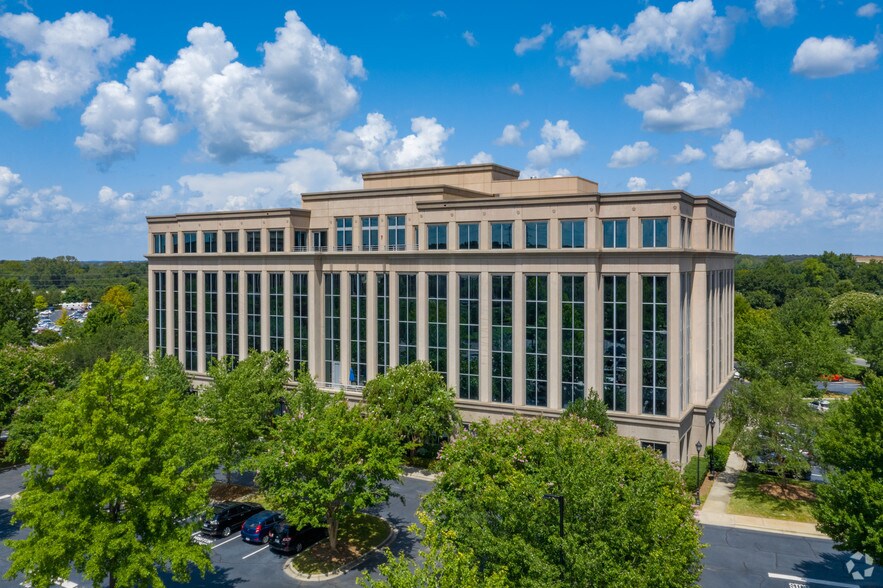 13925 Ballantyne Corporate Pl, Charlotte, NC à louer - Photo principale – Image 1 sur 9