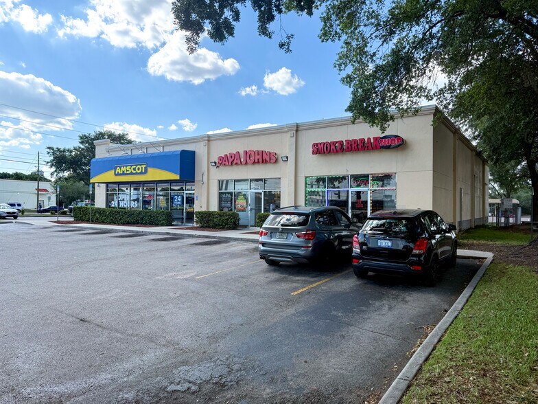 7501 E Colonial Dr, Orlando, FL à louer - Photo de l’immeuble – Image 2 sur 2