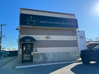 Plus de détails pour 243 Skidmore Rd, Deer Park, NY - Industriel/Logistique à vendre