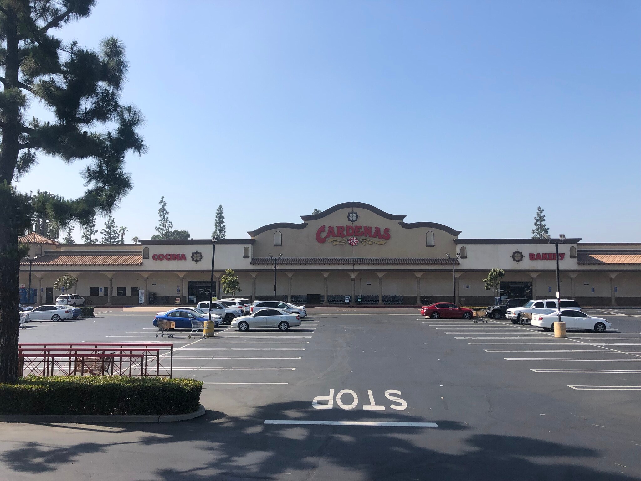 1848 S Euclid Ave, Ontario, CA à louer Photo de l’immeuble– Image 1 sur 9