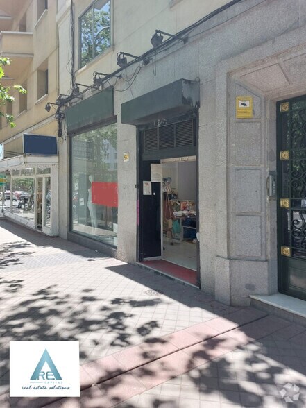 Immeuble residentiel dans Madrid, Madrid à vendre - Photo intérieure – Image 1 sur 1