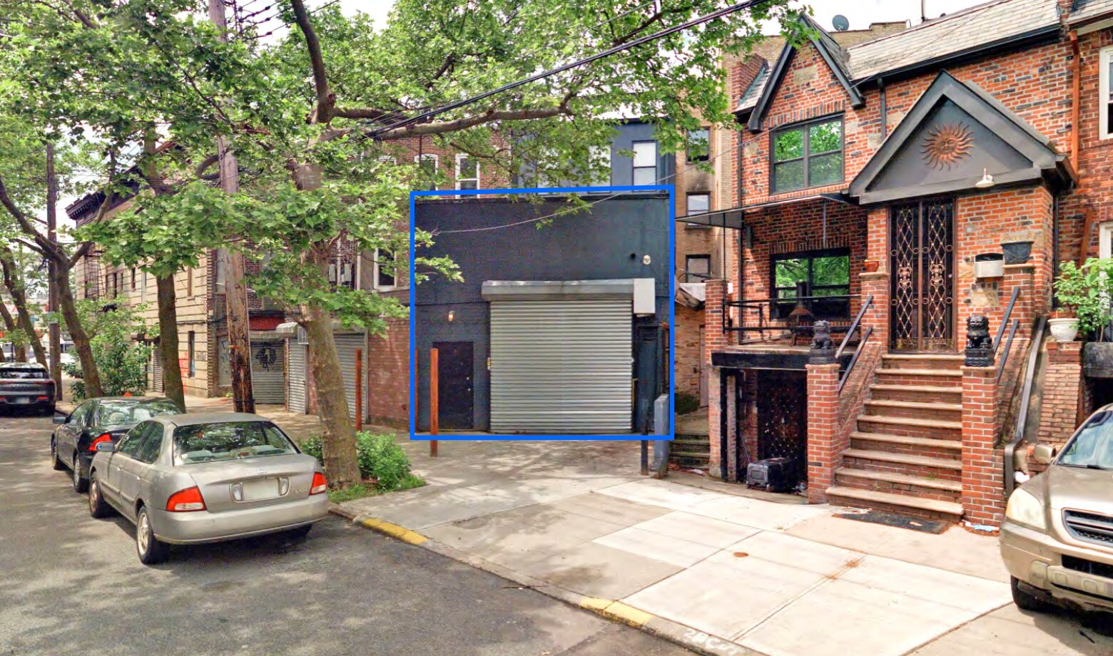 1236 East 37th Street, Brooklyn, NY à louer Photo principale– Image 1 sur 2