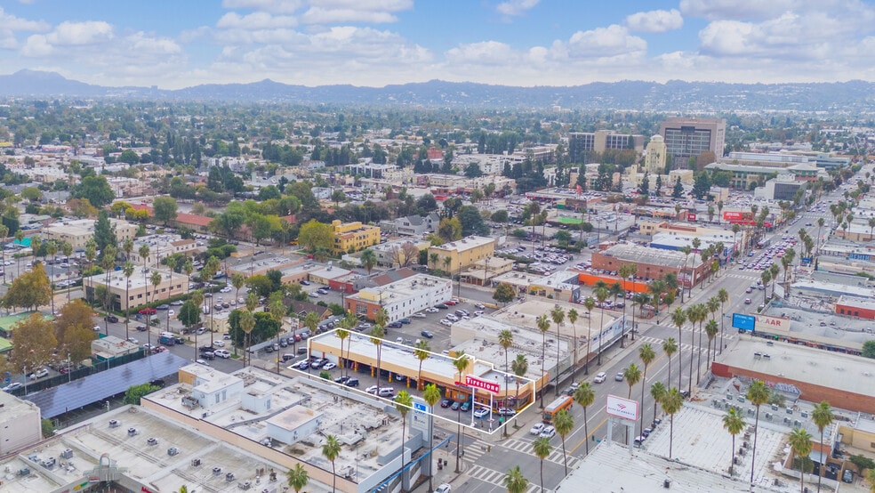 6530 Van Nuys Blvd, Van Nuys, CA à vendre - Aérien – Image 3 sur 5