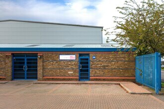 900-905 Yeovil Rd, Slough à louer Photo de l’immeuble– Image 1 sur 1