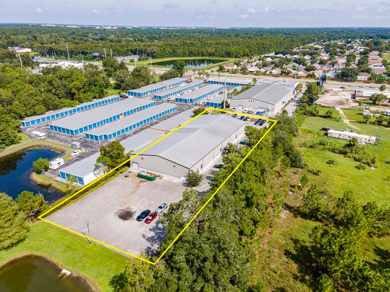14180 E Colonial Dr, Orlando, FL à louer - Photo de l’immeuble – Image 2 sur 13