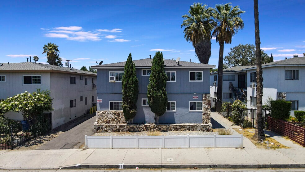 6925 Whitsett Ave, North Hollywood, CA à vendre - Photo de l’immeuble – Image 2 sur 3