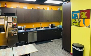 500 N Central Ave, Glendale, CA à louer Photo intérieure– Image 2 sur 7