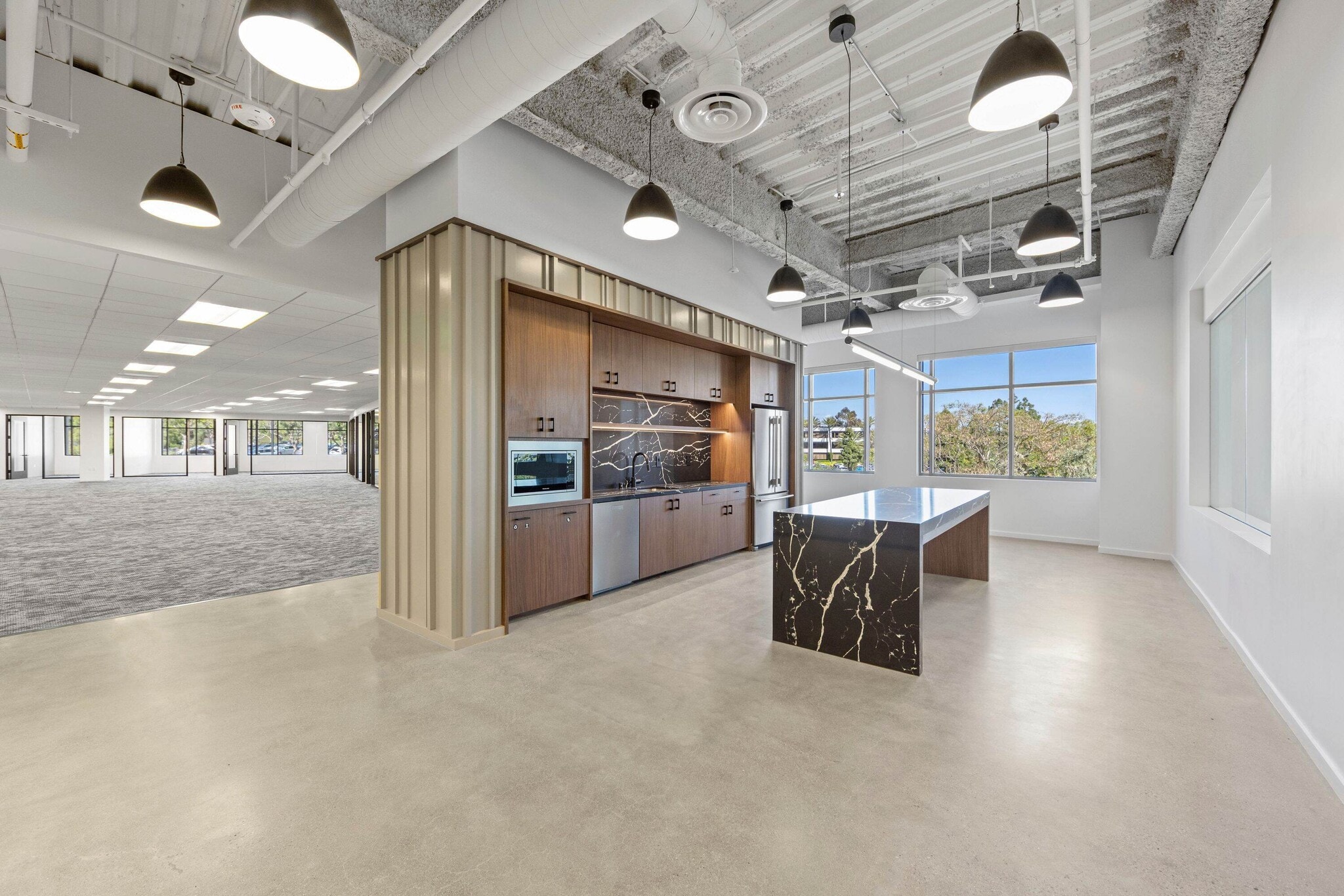 12544 High Bluff Dr, San Diego, CA à louer Photo intérieure– Image 1 sur 7