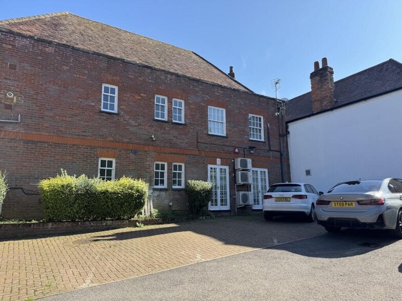 13 High St, Elstree à vendre - Photo de l’immeuble – Image 2 sur 13