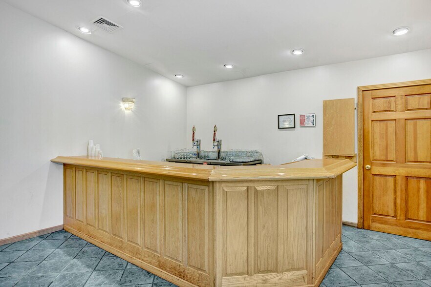 2379 S Black Horse Pike, Williamstown, NJ à louer - Photo intérieure – Image 3 sur 26