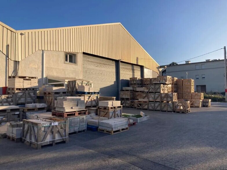 Bureau dans Six-Fours-les-Plages à louer - Photo de l’immeuble – Image 2 sur 10