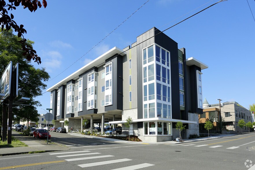 321 Legion Way, Olympia, WA à vendre - Photo de l’immeuble – Image 2 sur 5