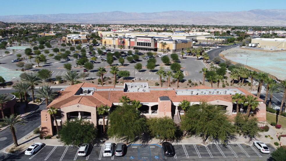 47040-47050 Washington St, La Quinta, CA à louer - Photo de l’immeuble – Image 3 sur 49