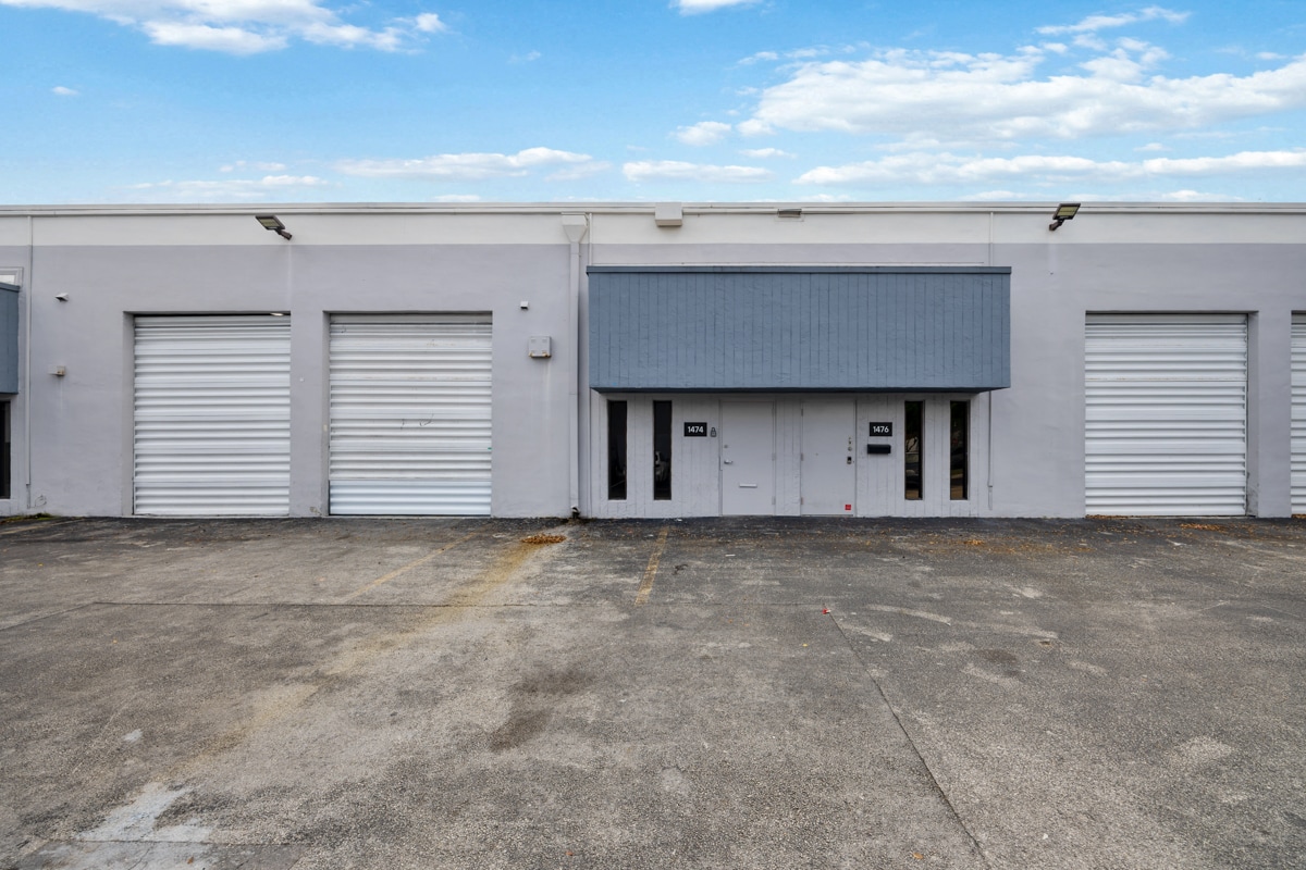 7950-7966 NW 14th St, Miami, FL à louer Photo de l’immeuble– Image 1 sur 7