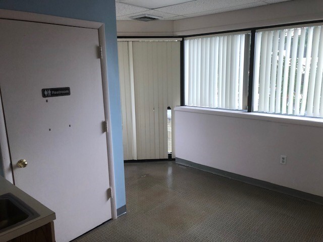2661 Riva Rd, Annapolis, MD à louer - Photo intérieure – Image 2 sur 5