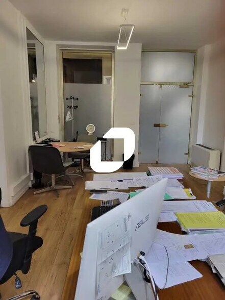 Bureau dans Paris à louer - Photo de l’immeuble – Image 3 sur 4