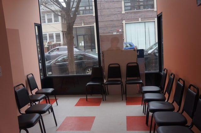 3703 92nd St, Jackson Heights, NY à louer - Photo de l’immeuble – Image 2 sur 29