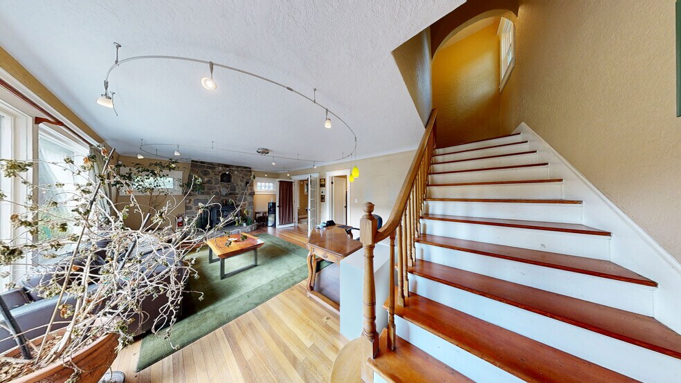 10280 Donner Pass Rd, Truckee, CA à vendre - Numérisation 3D Matterport – Image 2 sur 25