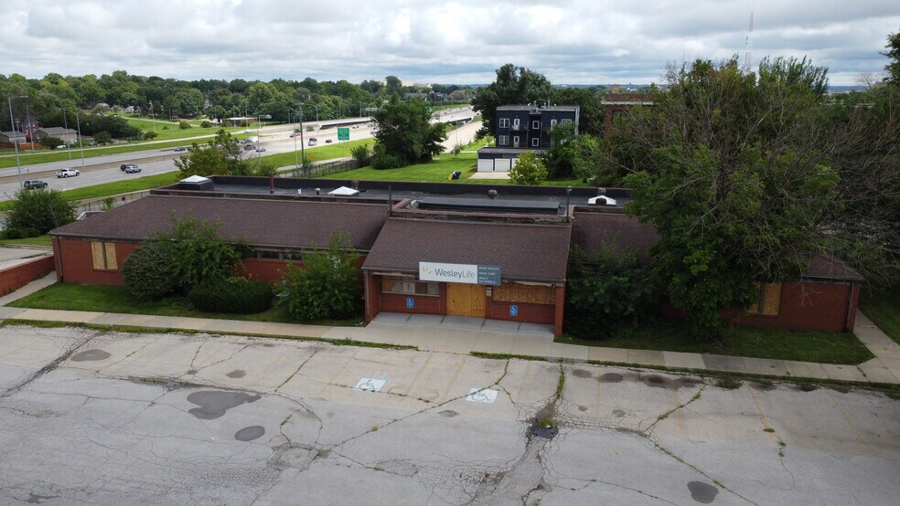 944 18th St, Des Moines, IA à vendre - Photo de l’immeuble – Image 2 sur 5
