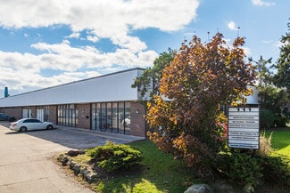 Plus de détails pour 111 Martin Ross Ave, Toronto, ON - Industriel/Logistique à louer