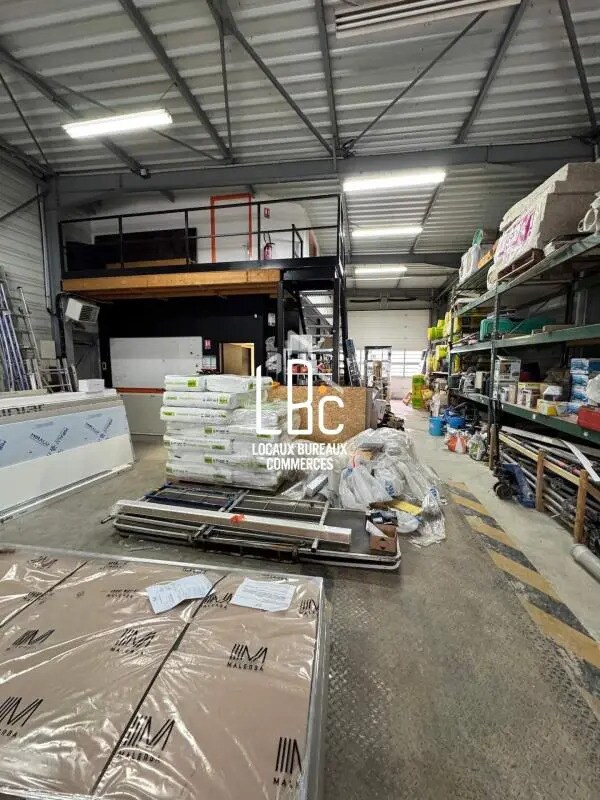 7 Rue Des Frères Lumière, Saint-Hilaire-de-Chaléons à vendre Photo intérieure– Image 1 sur 1