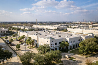 9220 Kirby Dr, Houston, TX - VUE AÉRIENNE  vue de carte - Image1