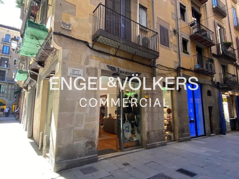 Local commercial dans Barcelone, Barcelona à louer - Photo de l’immeuble – Image 1 sur 2