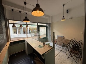 2-5 Gammon Walk, Barnstaple à louer Photo intérieure– Image 2 sur 4